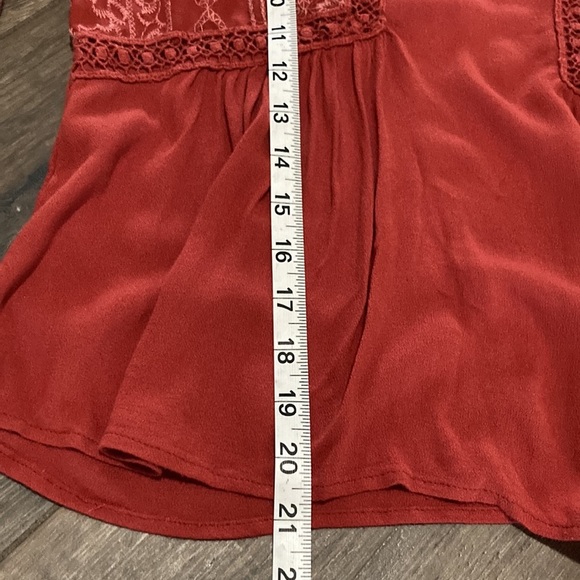 TAYLOR & SAGE Lace Boho Gauze Top S.   B - Picture 8 of 9